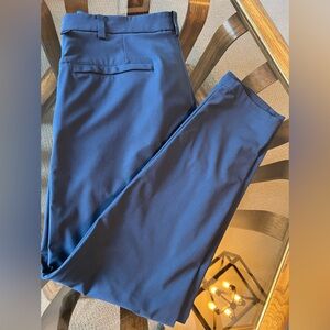 Lululemon classic commission pant size 34